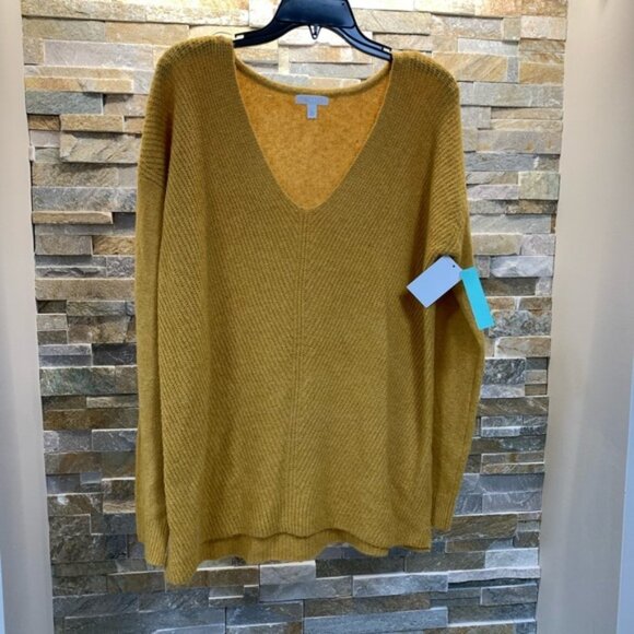 Abound V-Neck Tunic Sweater - Picture 3 of 5